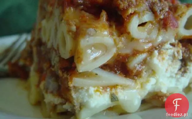 Firma nadchodzi warstwowa Zapiekanka Ziti