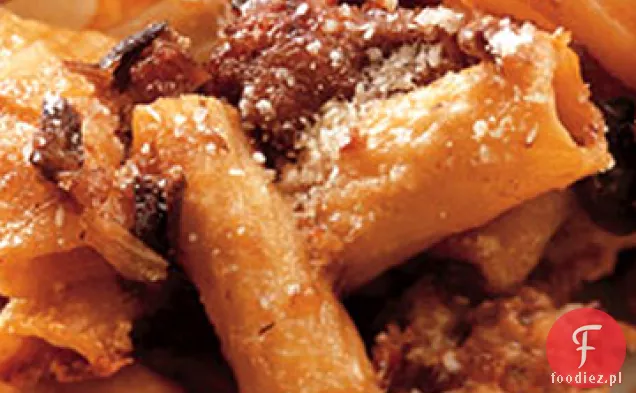Zapiekane Rigatoni z kiełbasą i pieczarkami
