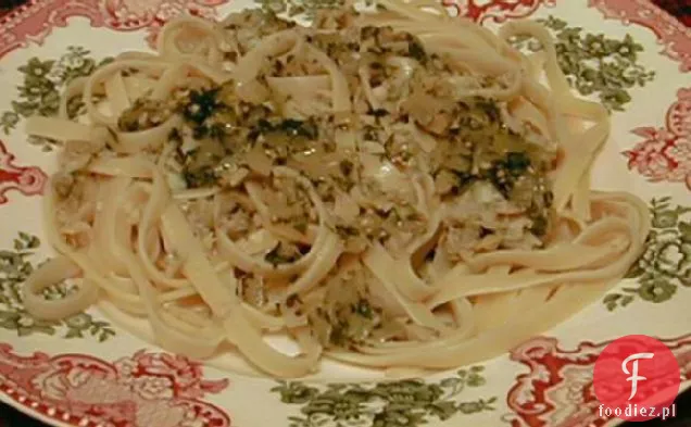 Linguine z sosem z małży