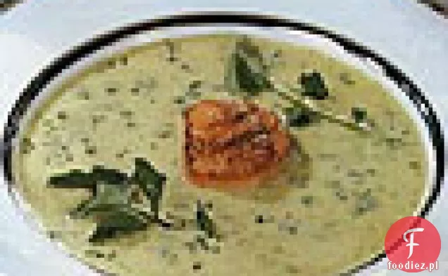 Zupa krem z rukoli z zapiekanymi przegrzebkami