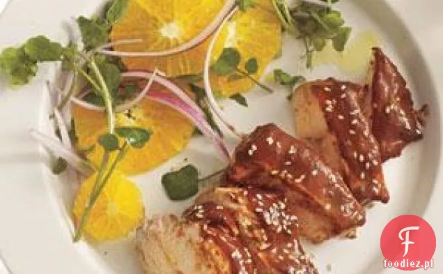 Pieczony Kurczak Z Sosem Kret I Sałatką Cytrusową