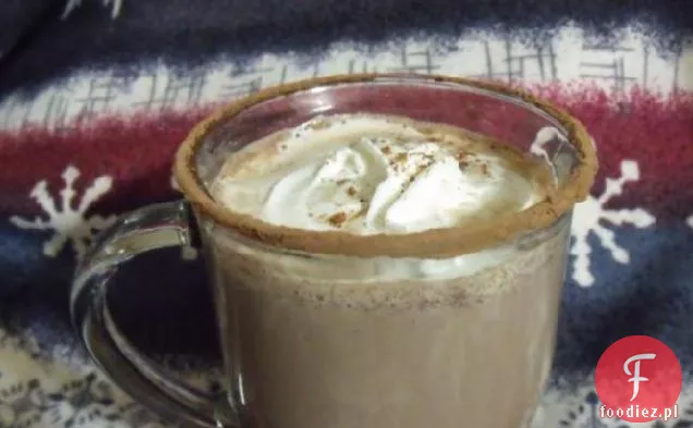 Gorąca czekolada z odtłuszczonym mlekiem, kakao w proszku i syropem klonowym