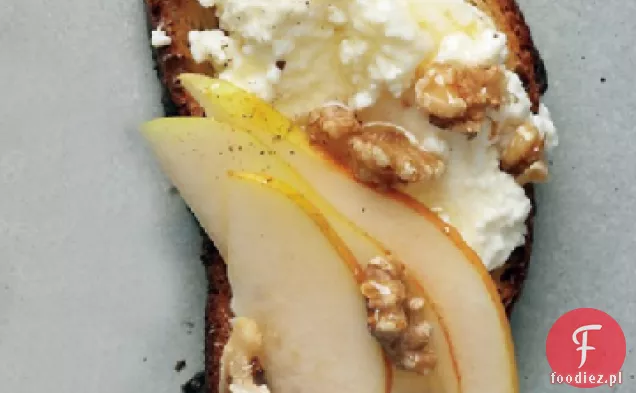 Gruszka, orzech i Ricotta Crostini