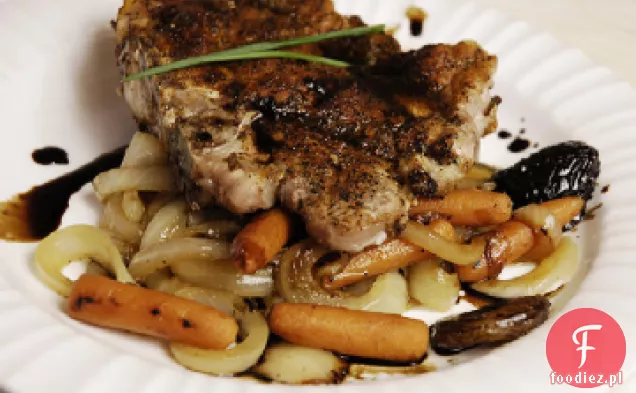 Przyprawione kotlety wieprzowe z grilla lub pieczone