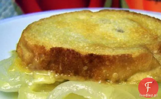 Pieczona Cebula Polana Chlebem Francuskim