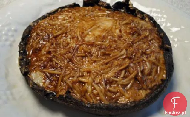 Serowe pieczarki Portobello faszerowane glazurą balsamiczną