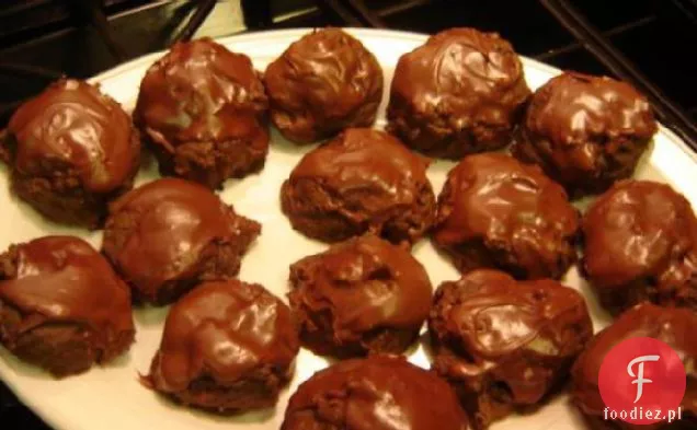 Lannette ' s Frosted Chocolate Drop Cookies
