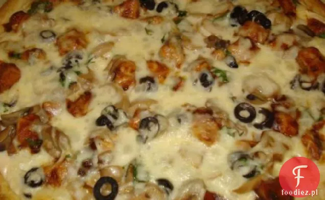 Mika ' s Barbecue Chicken Alfredo Pizza