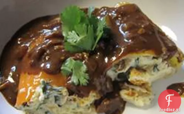 Kurczak faszerowany papryką z sosem Enchilada