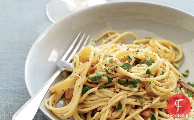 Spaghetti z anchois Carbonara