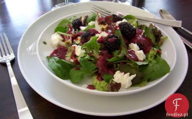 Mieszane Baby Greens Z Winegretem Jeżyn