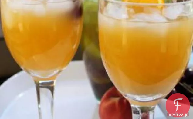 White Peach Sangria