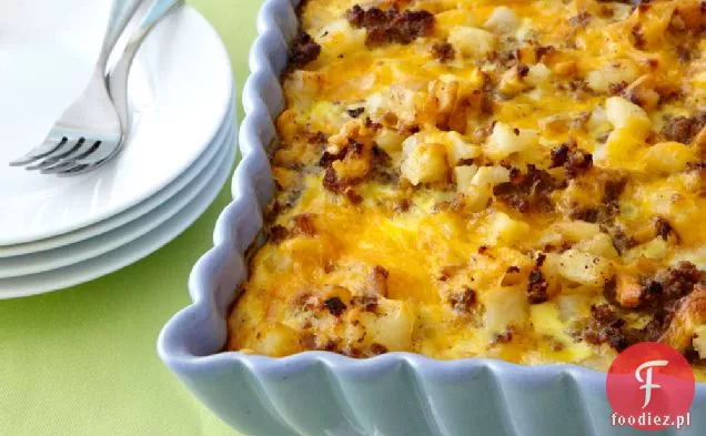 Kiełbasa-Hash Brown Zapiekanka Śniadaniowa