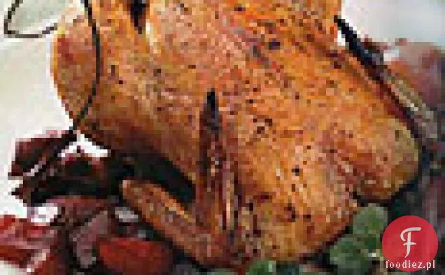 Kury polne z pancettą, jagodami jałowca i burakami