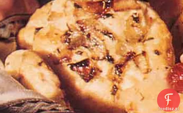 Biszkopty śmietankowe z boczkiem i pieczoną cebulą