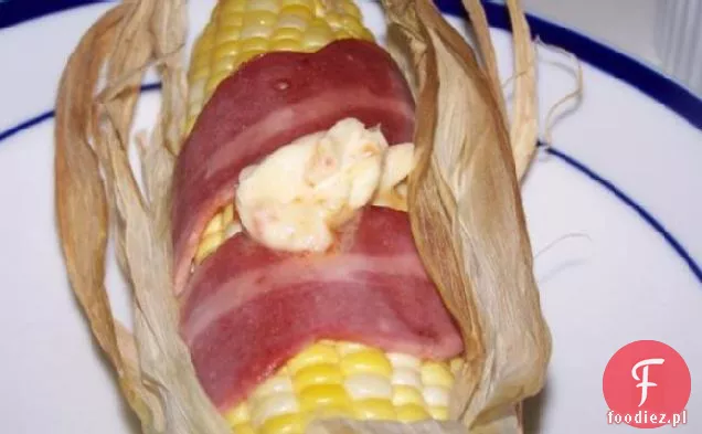 Grillowana kukurydza na kolbie z boczkiem i masłem Chili