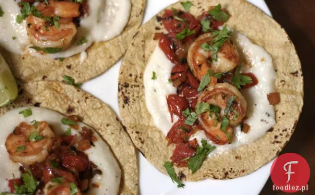 Tacos z krewetkami i kaszą