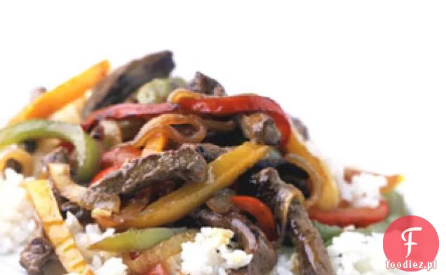 Stek z mieszanej papryki z cebulą