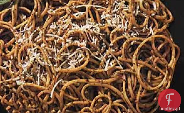 Linguine z suszonym na słońcu Pesto pomidorowym