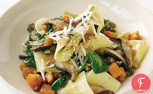 Pappardelle z kabaczkiem, pieczarkami i szpinakiem