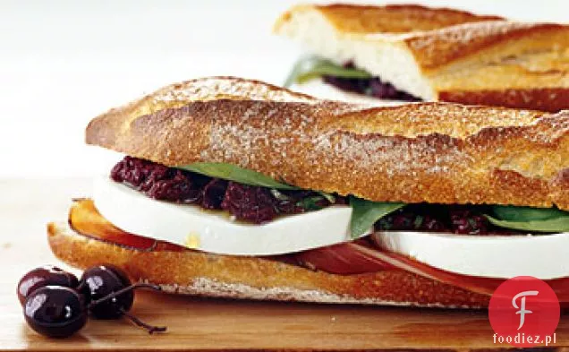 Kanapki z mozzarellą i Prosciutto z Tapenadą