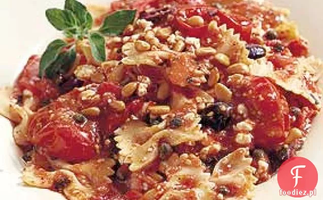 Makaron z oliwkami Kalamata i pieczonym sosem pomidorowo-wiśniowym