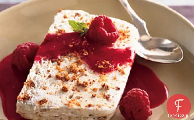 Cytryna i Amaretti Semifreddo z sosem malinowym