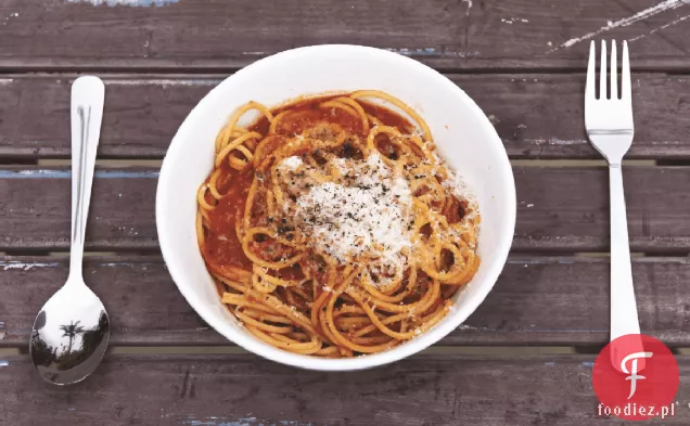 Przepis Na Spaghetti Za 4$, Który Smakuje Prawie Tak Dobrze, Jak Przepis Na Spaghetti Za 24 $