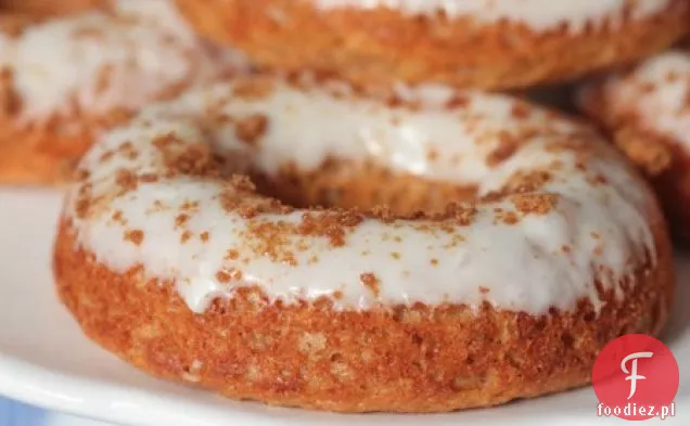 Piernikowe pączki pieczone z lukrem piernikowym