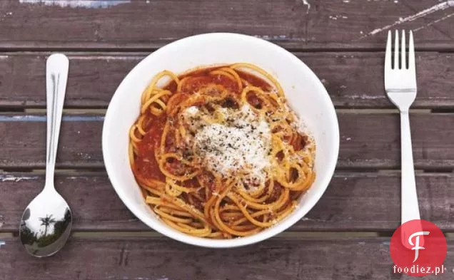 Spaghetti Junction: Spaghetti za 4 dolary, które smakuje prawie tak dobrze, jak Spaghetti za 24 dolary Od Syna Roya Choi z L. A.