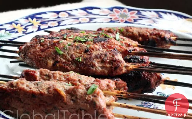 Azerbejdżańska Grillowana, mielona jagnięcina (lyulya Kabob)