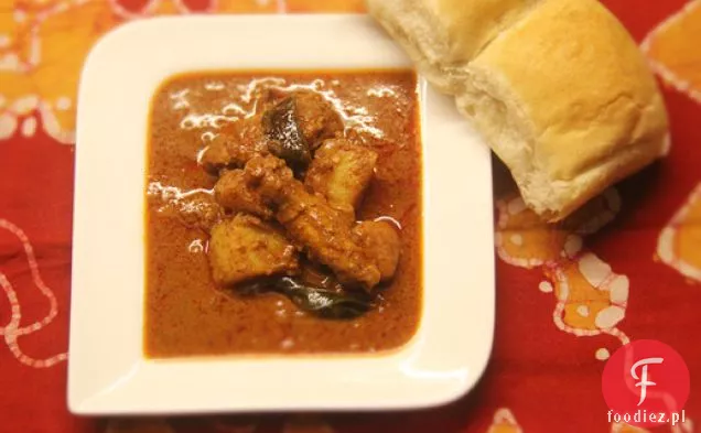 Kurczak W Stylu Kerala (Nadan Khozi Curry)