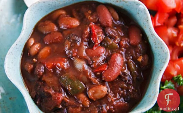 Nava to duży garnek naprawdę dobrego Chili