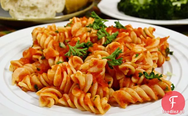 Rotini (lub Penne) All ' Arrabbiata