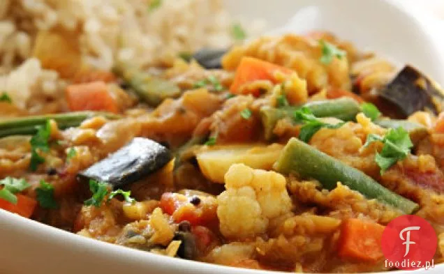 Sambar z czerwonej soczewicy od Vegan Fire and Spice