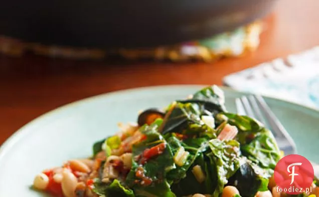 Szwajcarski Chard z białą fasolą i łzami Hioba