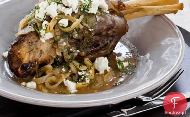 Slow Cooker jagnięce golonki z cytryną, koperkiem i fetą