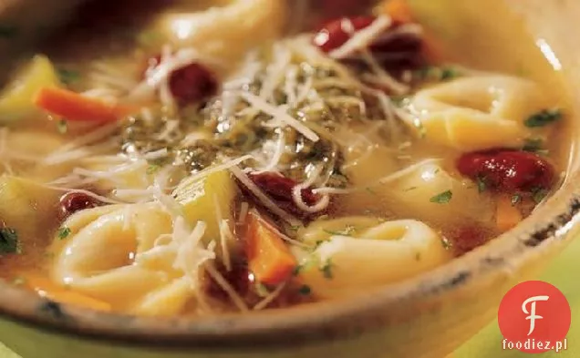 Zupa z Tortellini, fasoli i Pesto