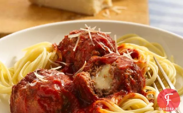 Pulpety nadziewane serem i Spaghetti