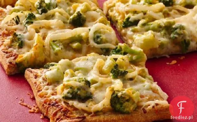 Pizza z brokułami i serem