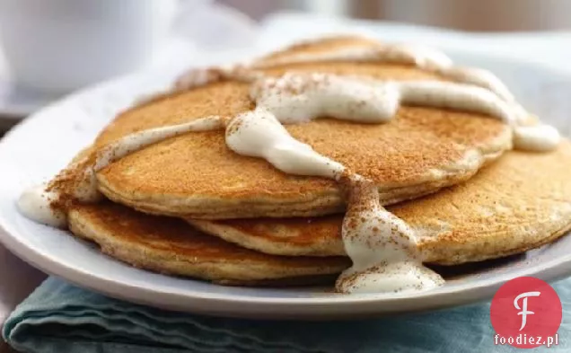 Naleśniki Snickerdoodle z ciepłym sosem waniliowym