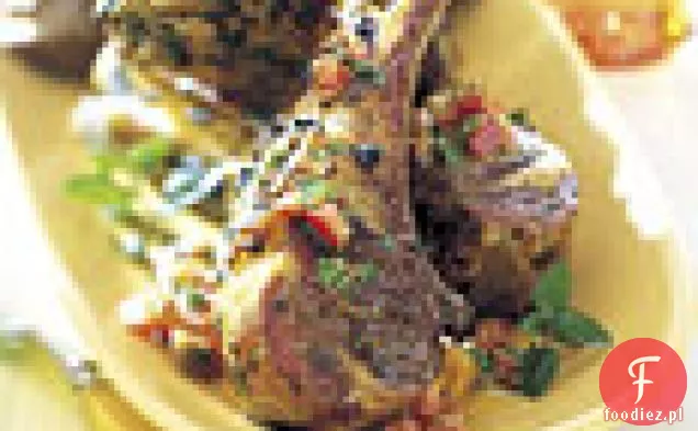 Grillowany stelaż jagnięcy z sosem pomidorowo-miętowym