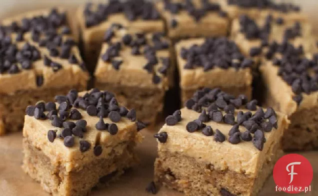 Betty Crocker Reese ' s ® Peanut Butter & Chocolate Chunk Snack Cakes with Peanut Butter Frosting