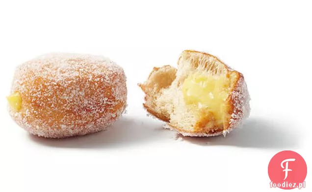 Sufganiyot (chanukowe pączki) z twarogiem imbirowo-limonkowym