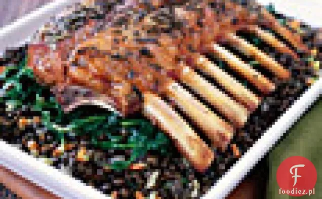 Mini Stelaż Jagnięcy Z Orzechową Soczewicą Beluga I Podsmażonym Czosnkiem