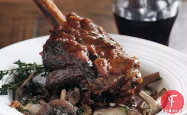 Duszona Włoska Jagnięcina Z Pieczarkami