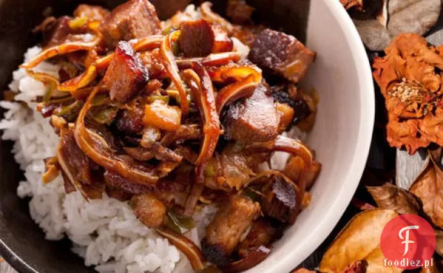 Sisig (Filipińska Wieprzowina Skwiercząca)