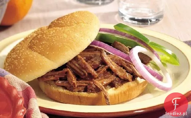 Slow-Cooker Root Beer Barbecue Kanapki Z Wołowiną