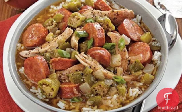 Wolno gotujący kurczak i kiełbasa Gumbo