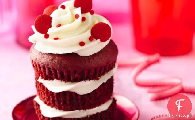 Red Velvet Potrójnie Ułożone Babeczki